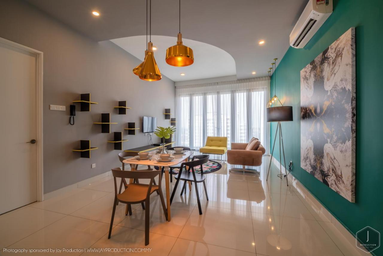 อาร์เต เอส บาย ฟีฟี เซอร์วิซ สวีท Aparthotel สุไหงดูอาบูกิต ภายนอก รูปภาพ